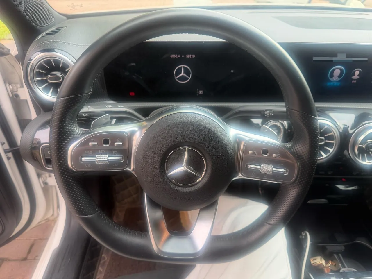 Mercedes Benz Class A 2021 A 200 L 1.3T Fashion Automatic Gear 3