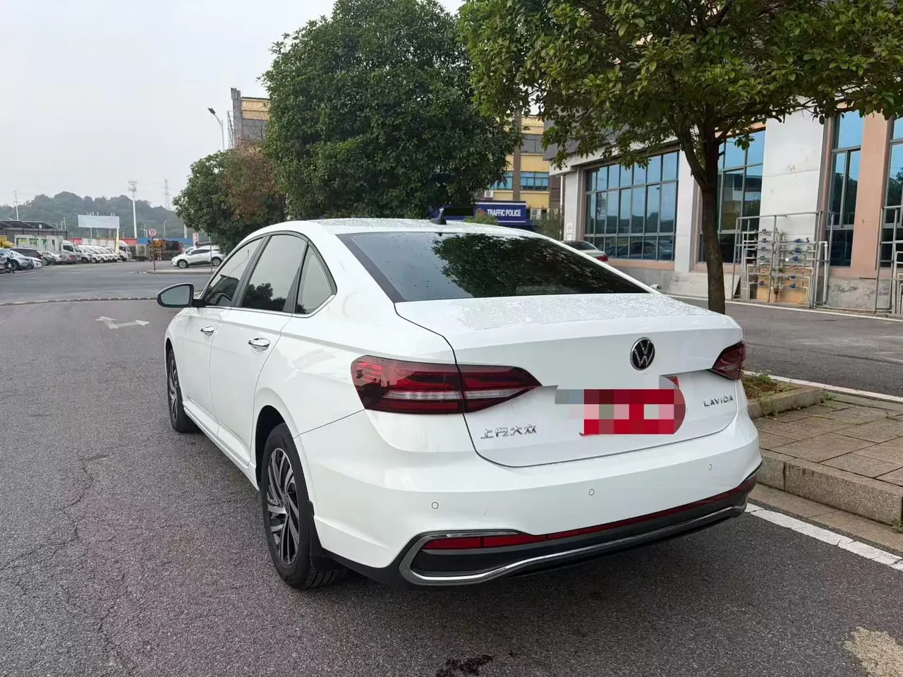Volkswagen 2024 LaVida 1.5 5 Million Edition Automatic 11