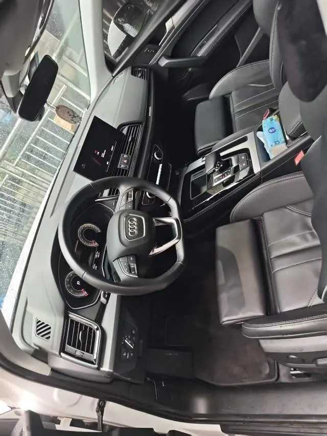 Audi 2022 Q5L 2.0TFSI 40TFSI Fashion Dynamic Automatic 6