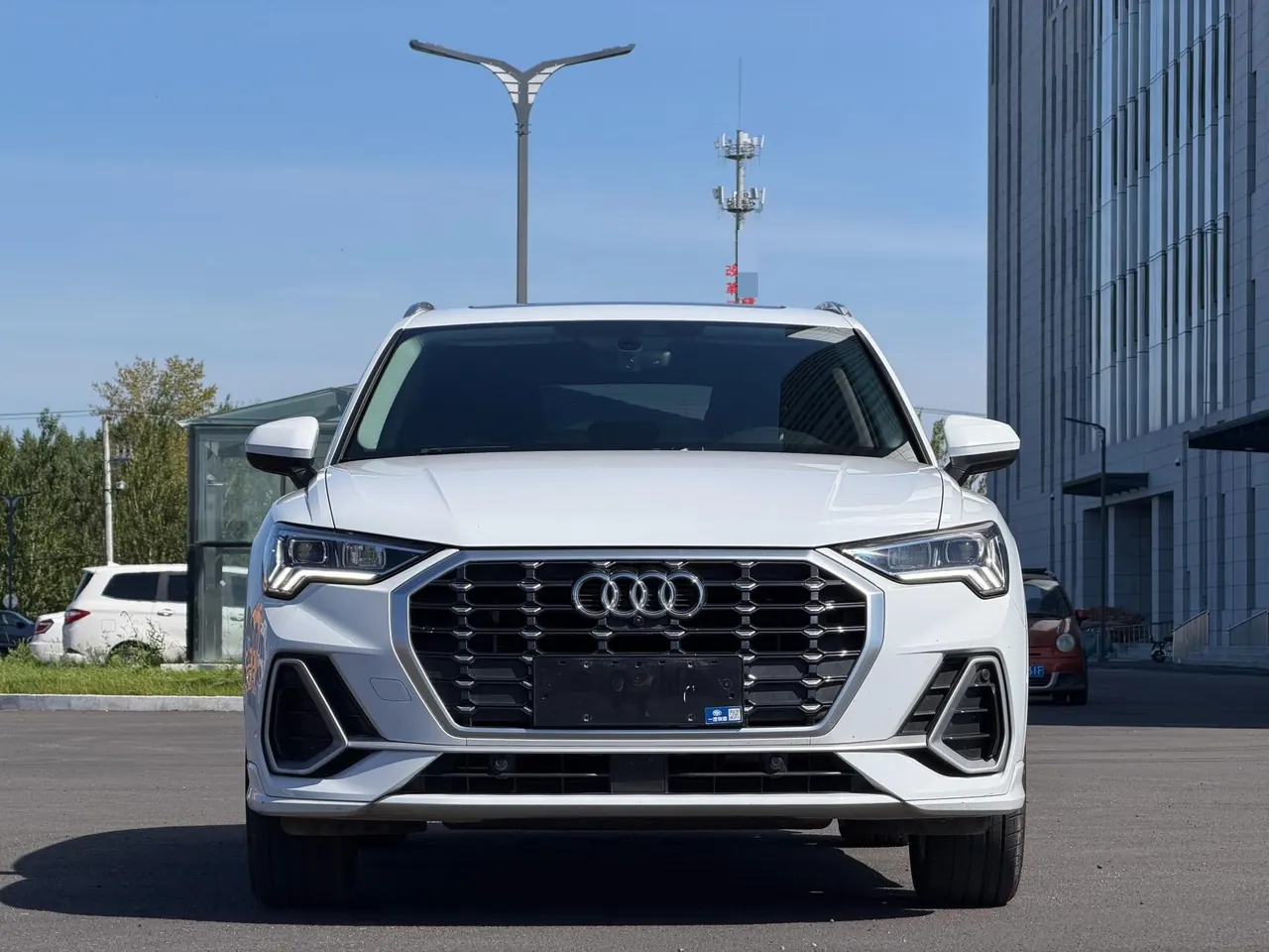 Audi 2022 Q3 1.4TFSI 35TFSI Fashion Dynamic Automatic 3