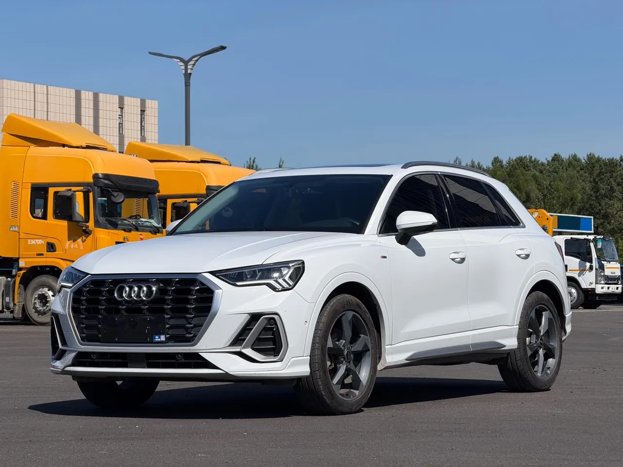 Audi 2022 Q3 1.4TFSI 35TFSI Fashion Dynamic Automatic 4