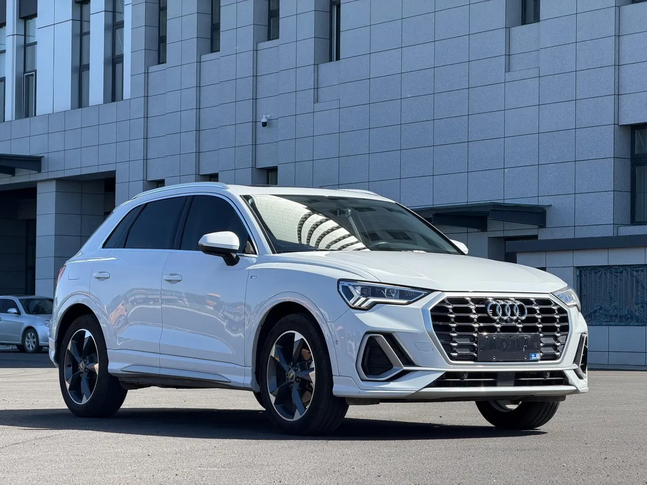 Audi 2022 Q3 1.4TFSI 35TFSI Fashion Dynamic Automatic 5