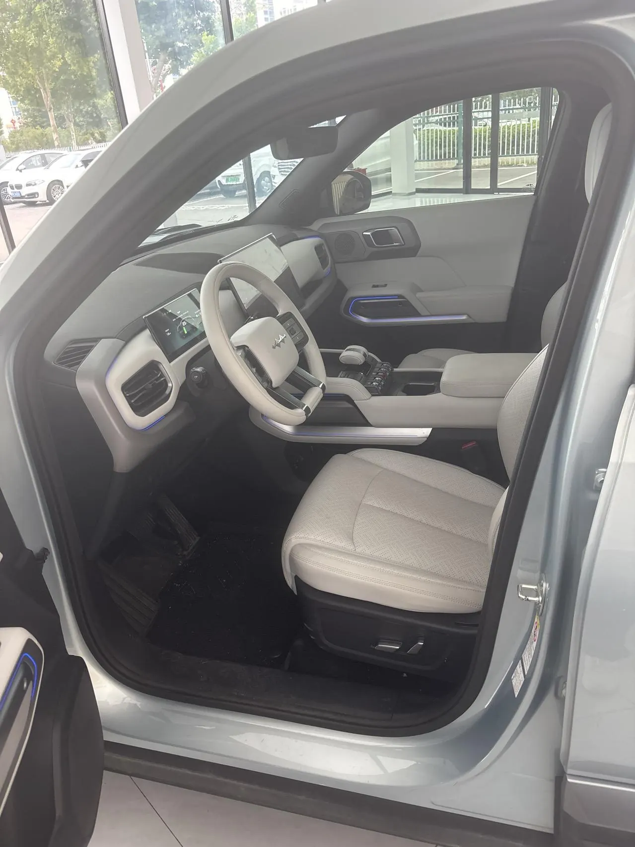 FangChengBao 2025 titanium 3 501KM rear drive smart drive Max version automatic gear 2