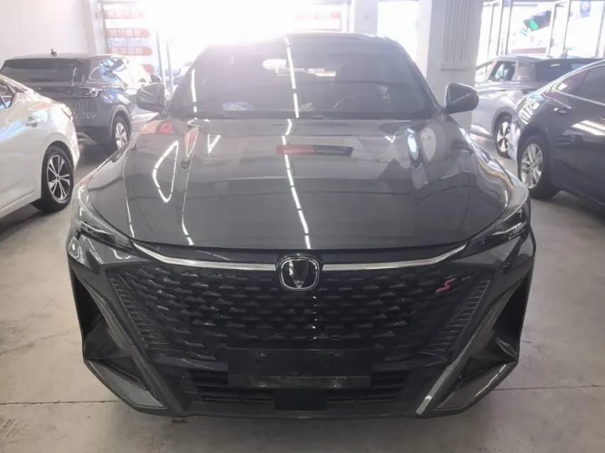 ChangAn 2025 X5 PLUS 1.5T High Energy Edition Automatic Gear 2