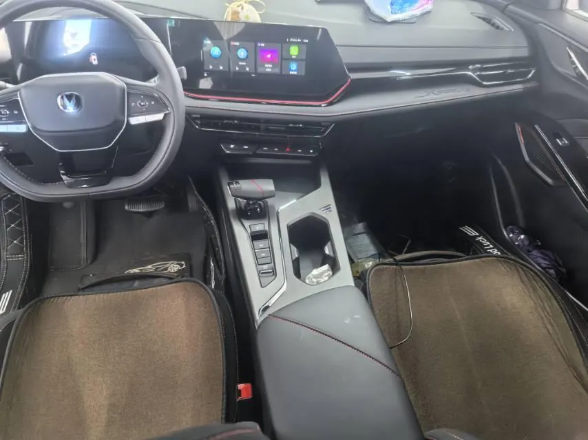 ChangAn 2025 X5 PLUS 1.5T High Energy Edition Automatic Gear 5