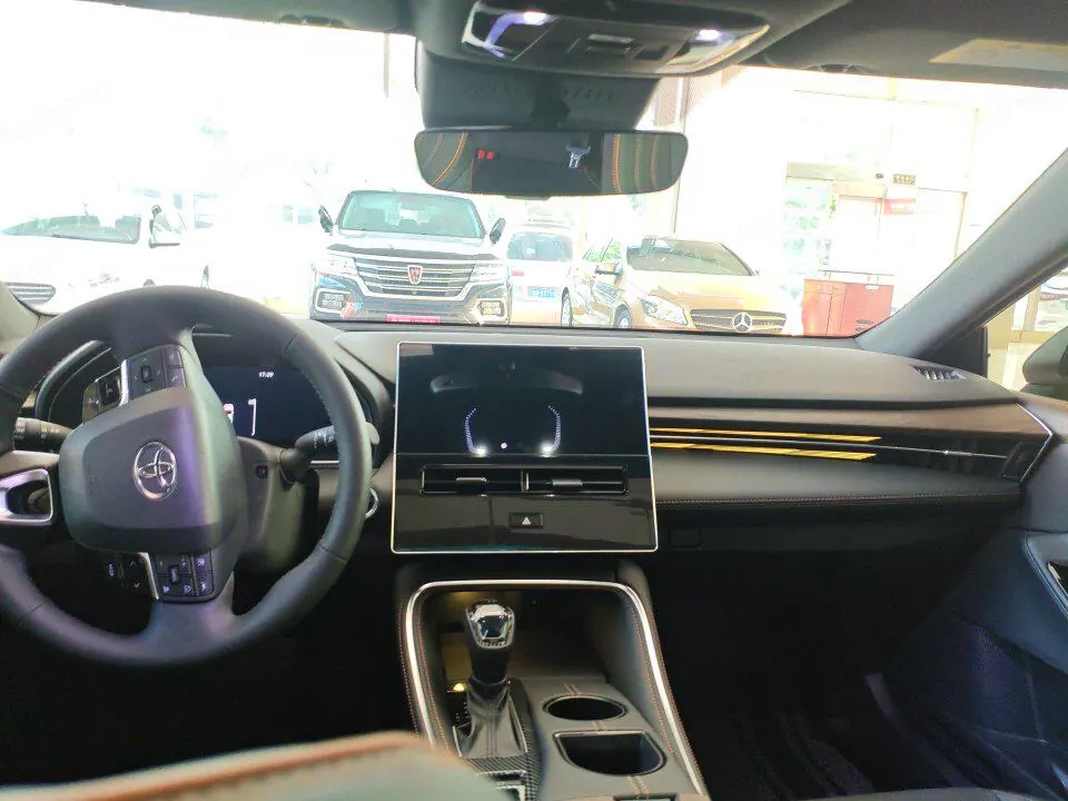 Toyota 2024 Asian Dragon Shuangqing 2.0 Stepless Premium Edition Automatic Gear 3