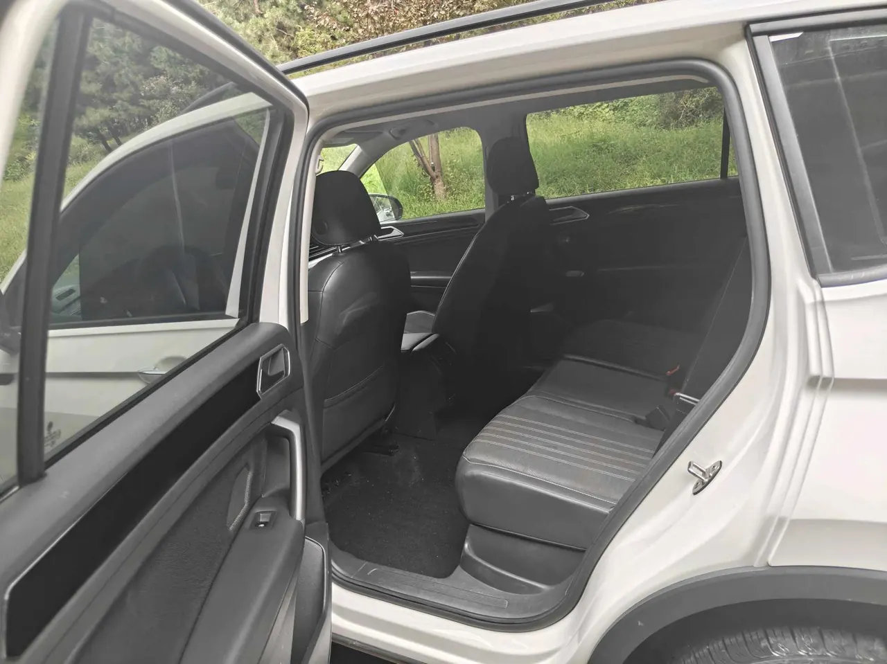 Volkswagen 2022 Tiguan L 2.0TSI 330TSI Two-Drive Comfortable Edition Automatic Gear 6