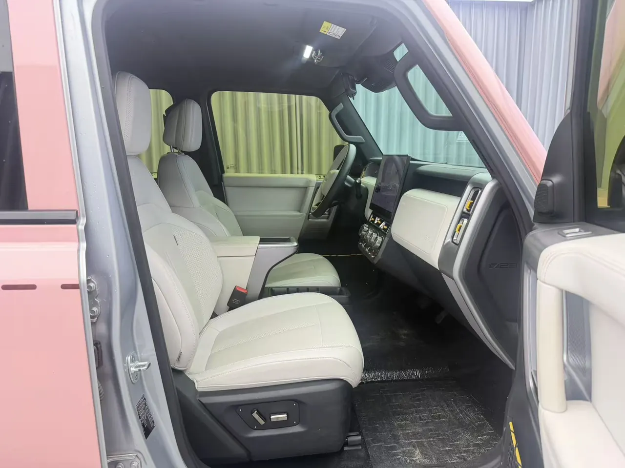 ICAR 2025 iCAR V 23 401 Two-Drive Advanced Smart Driving Edition Automatic Gear 13
