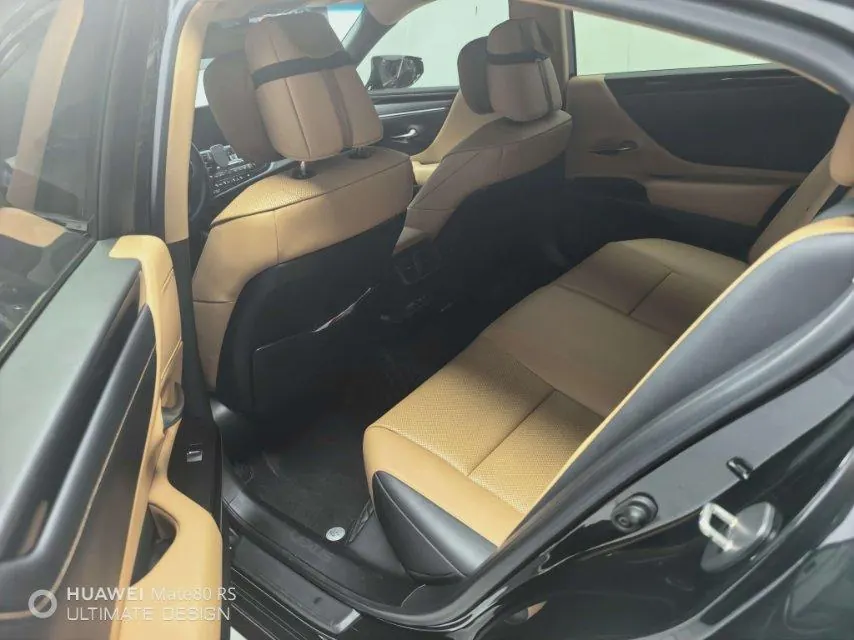 Lexus ES (Imported) 2022 ES200 2.0 Stepless Premium Edition Automatic Gear 2