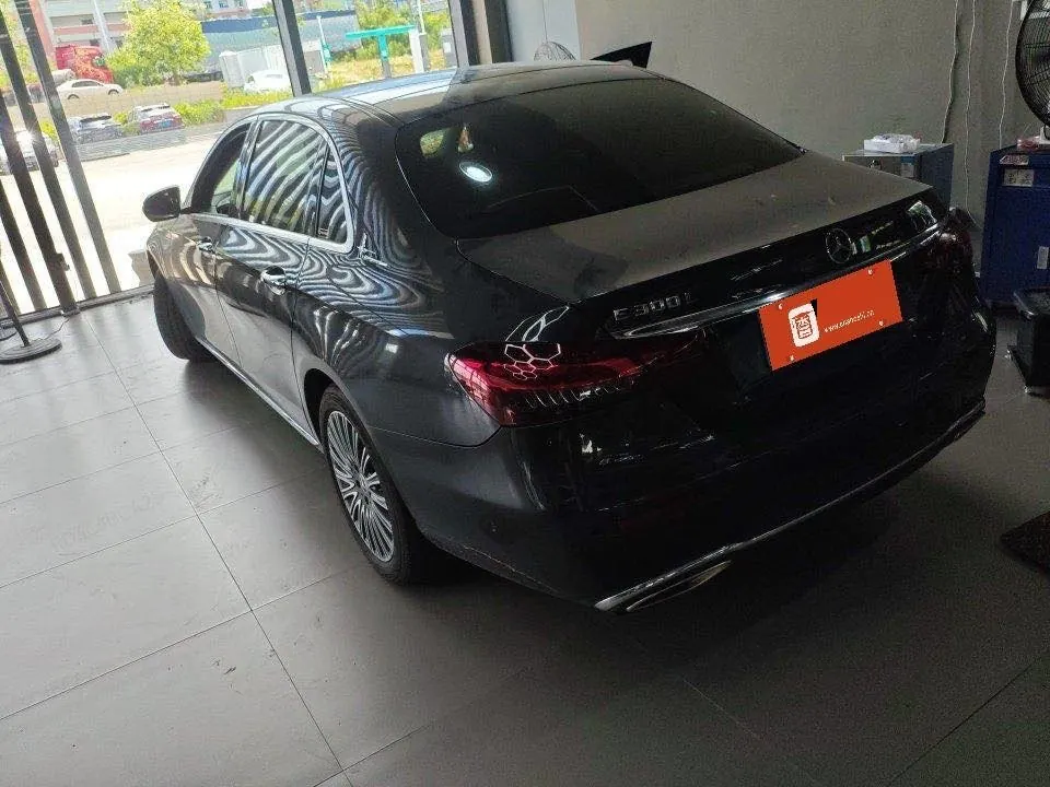 Mercedes Benz E Class 2022 E 300 L 2.0T Fashion (Change 3) Automatic Gear 4