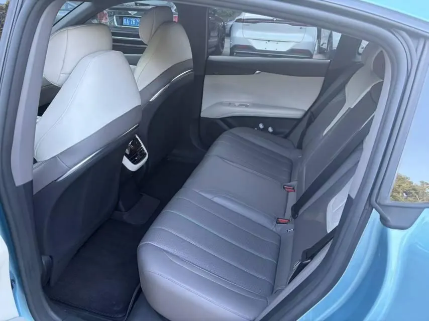 ChangAn Deepal 2024 L 07 230Max Dry Kun Zhijia ADS SE Range-extended Automatic Gear 2