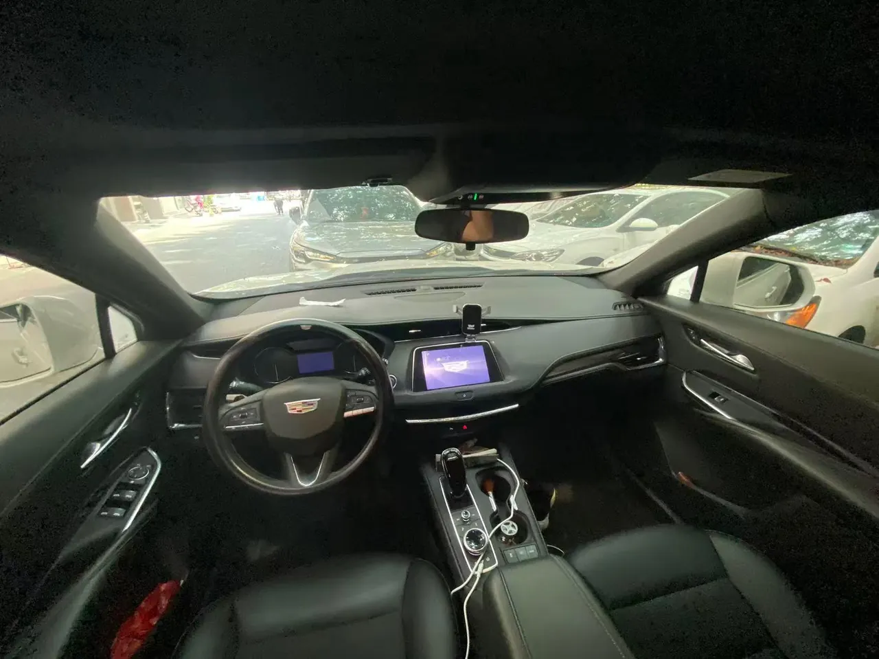 Cadillac 2022 XT4 48V 2.0T 28T Two-Drive Fashion Automatic Gear 5