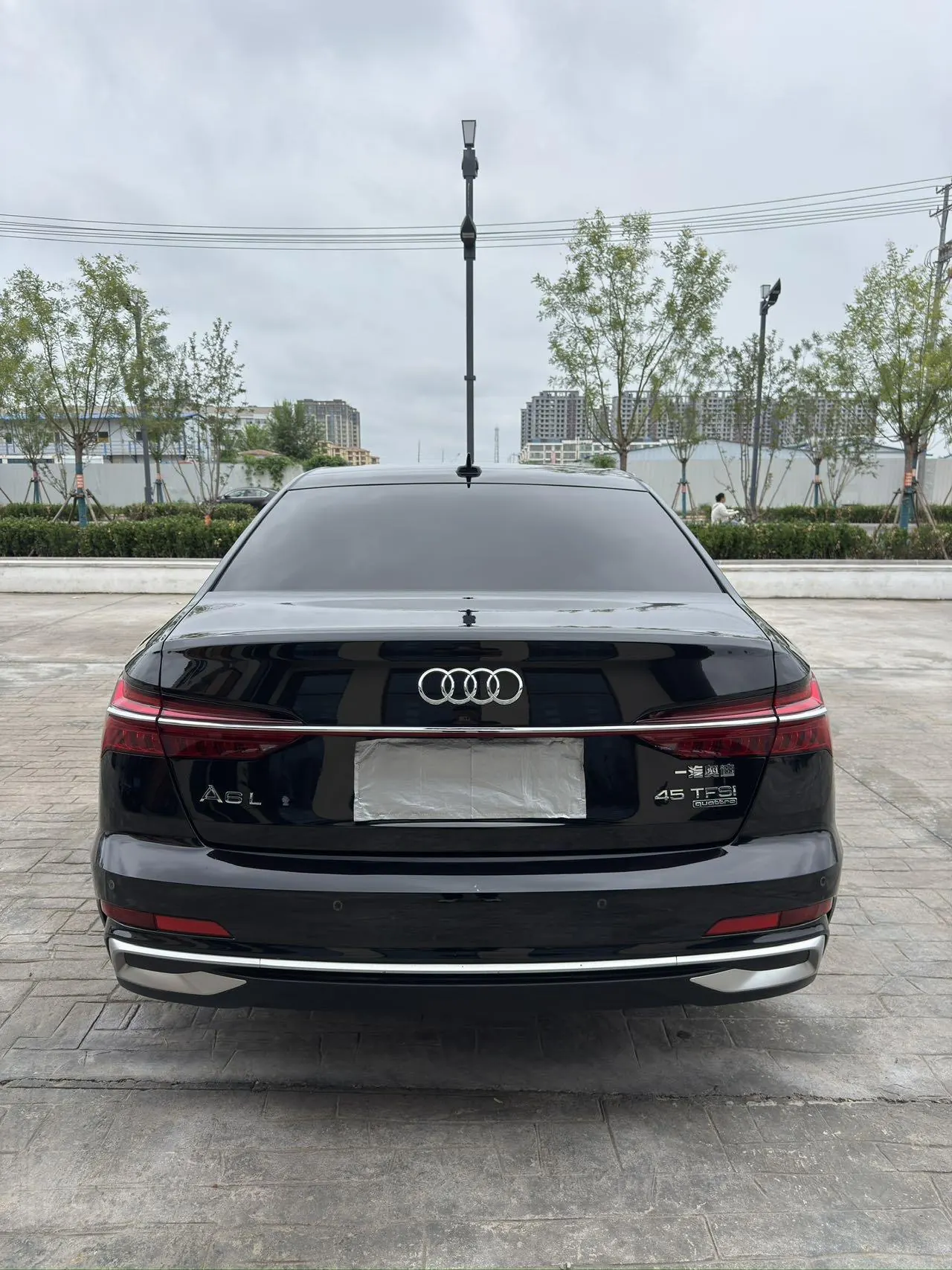 Audi 2024 A6L 2.0TFSI 45TFSI Quattro Selected Dynamic Automatic 4