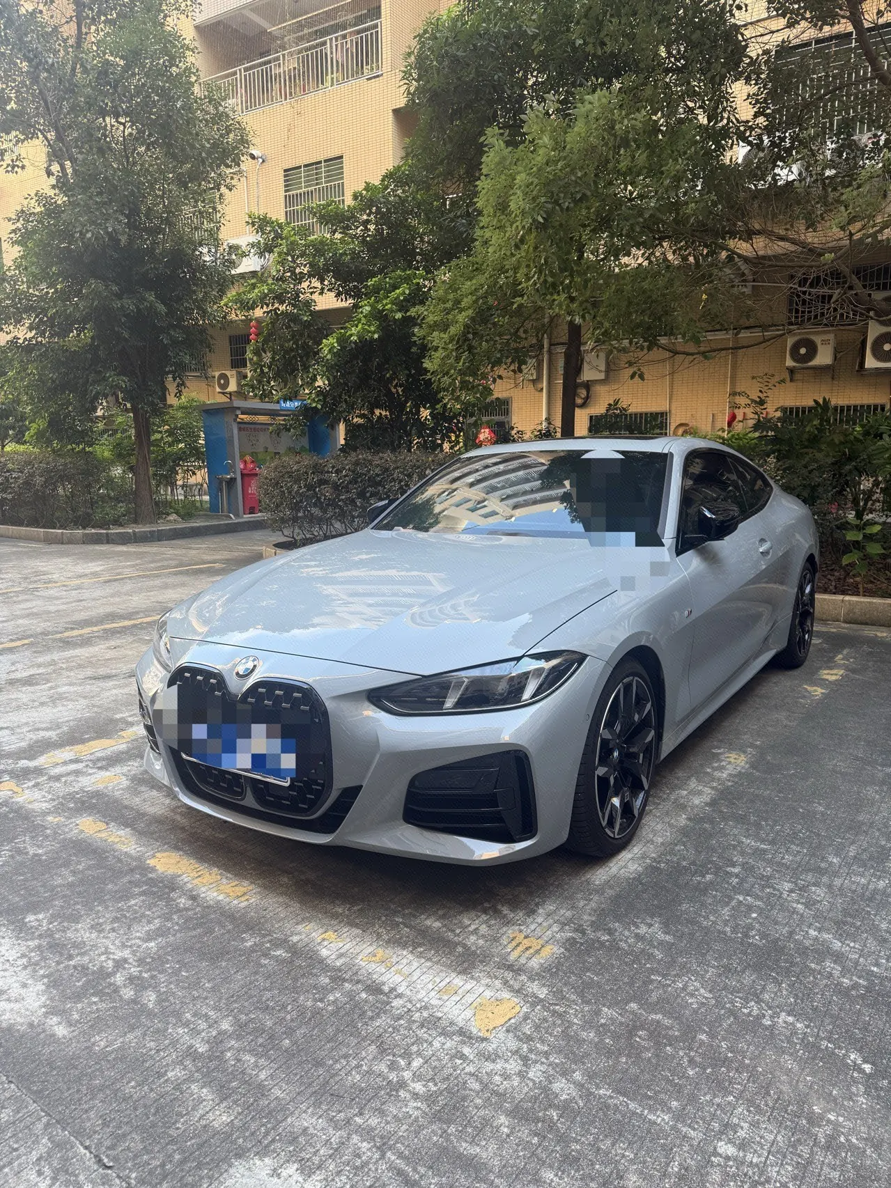 Open image lightbox: BMW 4 Series (Imported) 2024 430i Coupe 2.0T M Sport Night Edition Automatic