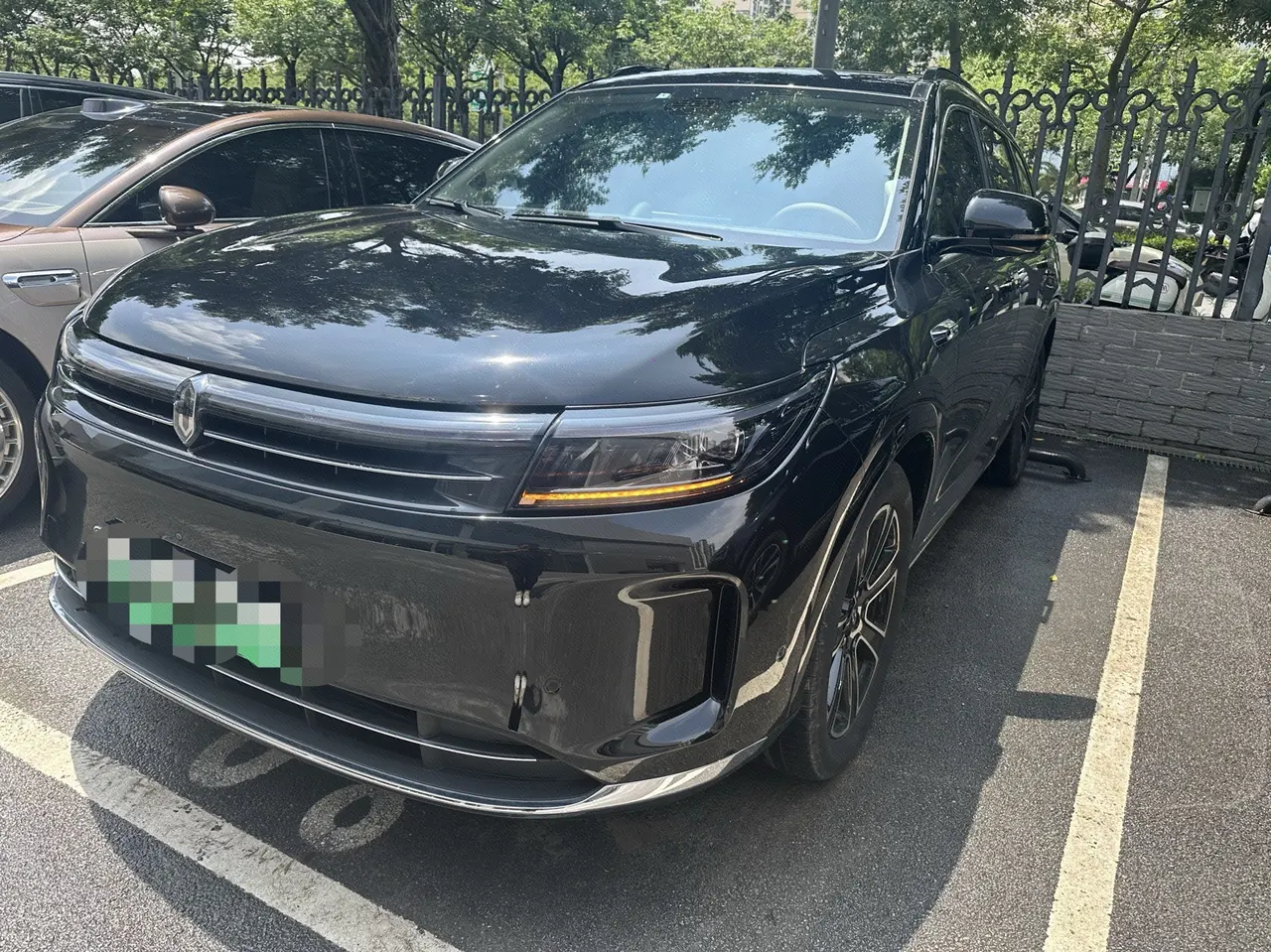打开图片灯箱:AITO 2024 AITO M7 Smart Drive Rear Drive Pro Edition 5-seat Automatic Gear