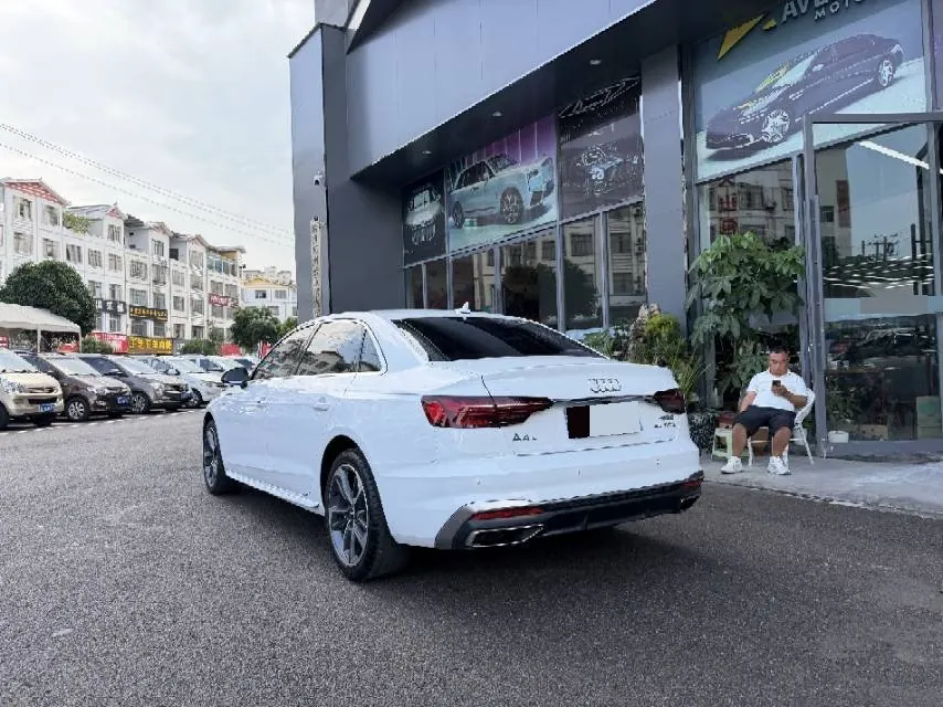 Audi 2024 A4L 2.0TFSI 40TFSI Fashion Dynamic Automatic 4