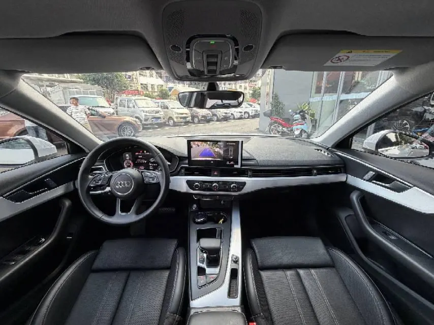 Audi 2024 A4L 2.0TFSI 40TFSI Fashion Dynamic Automatic 9
