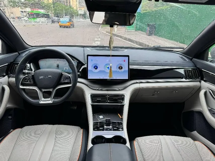 BYD Song PLUS New Energy 2022 Song PLUS DM-i 1.5 Stepless 110KM Flagship PLUS 5G Edition Automatic Gear 3