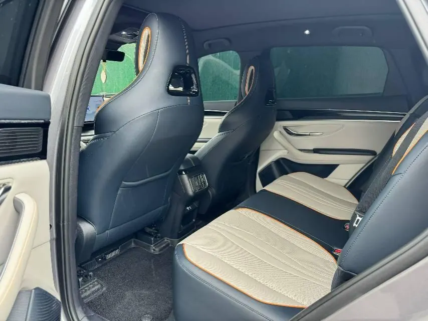 BYD Song PLUS New Energy 2022 Song PLUS DM-i 1.5 Stepless 110KM Flagship PLUS 5G Edition Automatic Gear 4