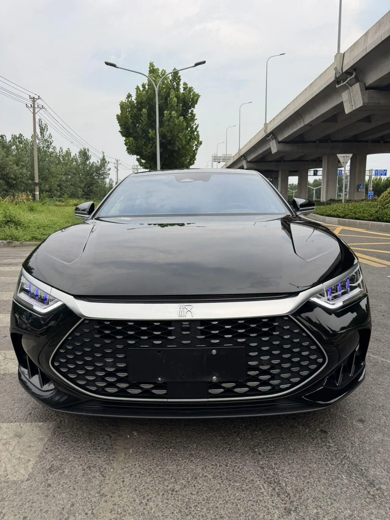BYD 2022 Han DM-i 1.5T stepless 121KM exclusive automatic gear 2