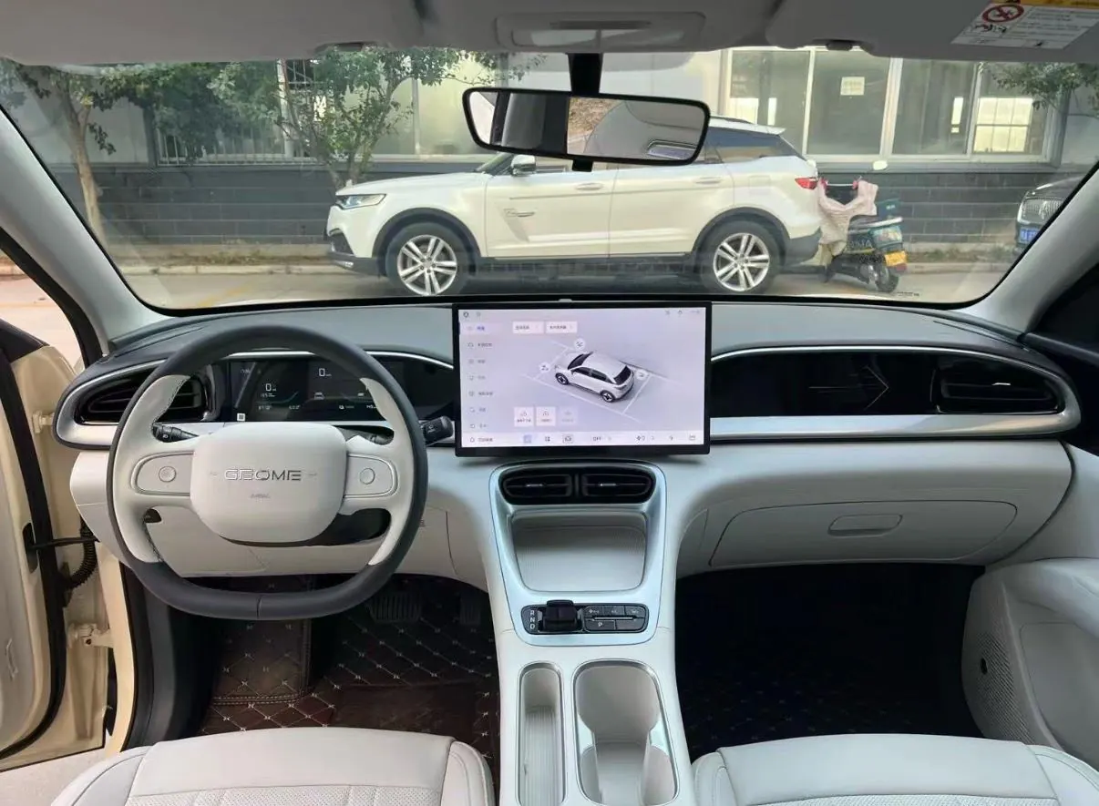 Geely 2025 Star Wish 310km Dream Edition Automatic Gear 5