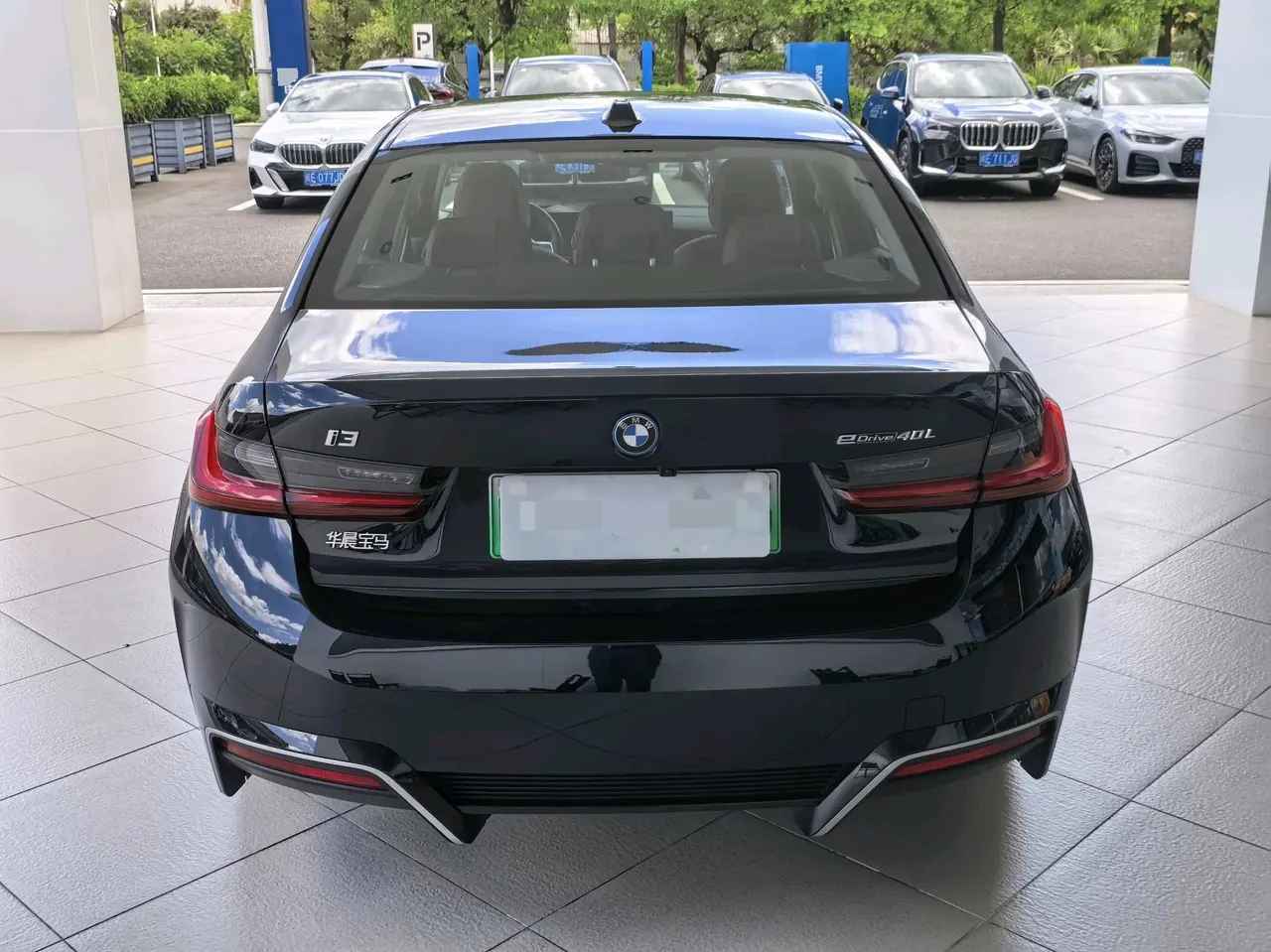 BMW 2026 i3 eDrive 40 L Obsidian Night Sports Kit (Changed) Automatic Gear 7