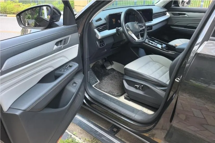 Volkswagen 2025 model tour 2.0TSI 330TSI luxury tour all enjoy automatic gear 3