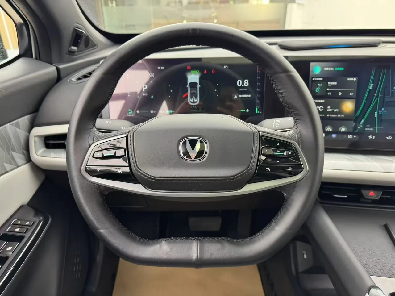 ChangAn 2023 UNI-T 1.5T Excellent Automatic Gear 6