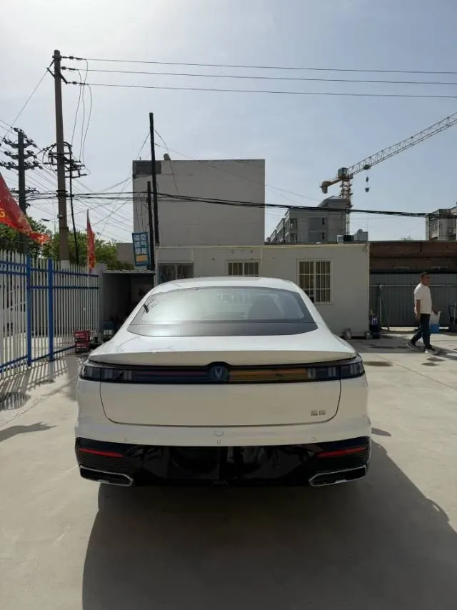 ChangAn 2025 Yidong 1.5T Blue Whale 500Bar Honorable Automatic Gear 3