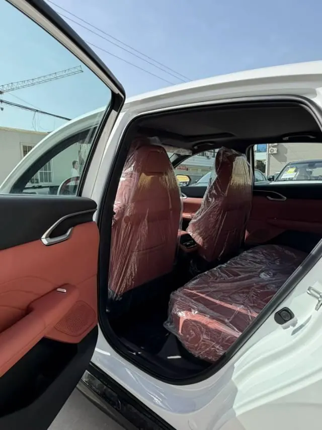 ChangAn 2025 Yidong 1.5T Blue Whale 500Bar Honorable Automatic Gear 6