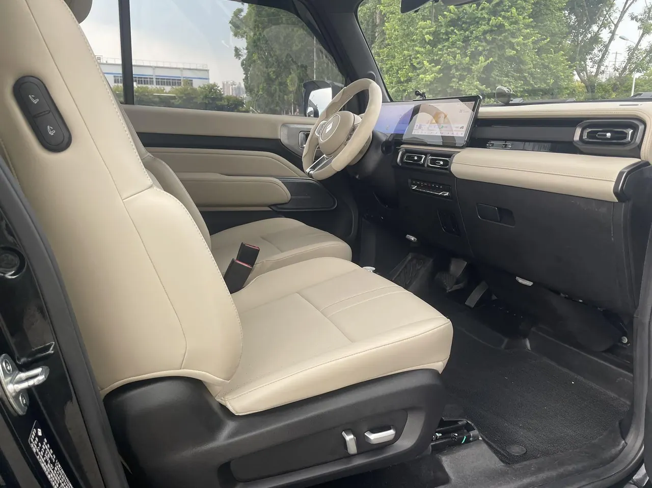 BaoJun 2023 Yueye Extreme Edition Automatic Transmission 6