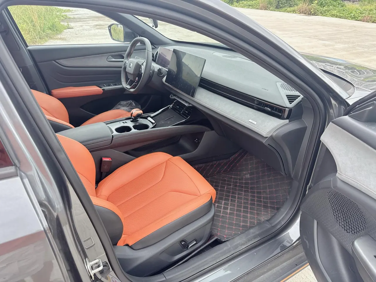 ChangAn 2025 UNI-V 2.0T Jin Qing type automatic gear 10