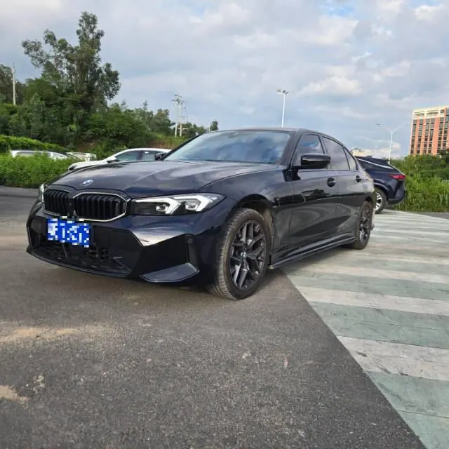 Open image lightbox: BMW 3 Series 2026 330Li 2.0T M Sports Obsidian Night Suit Automatic Gear