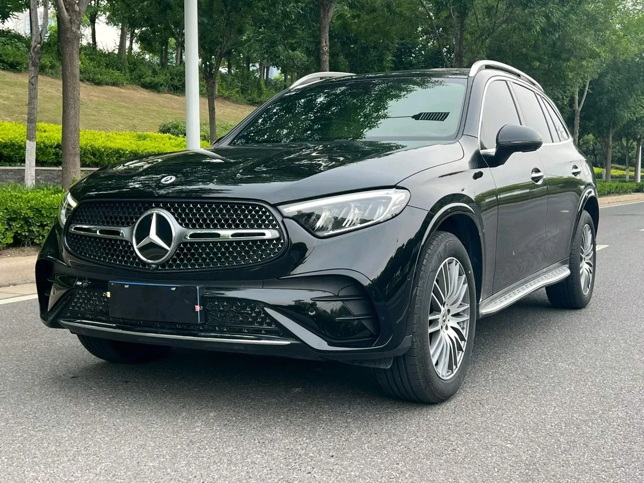 打开图片灯箱:Mercedes Benz 2025 GLC 300 L 4MATIC 48V 2.0T Dynamic 5-seat (Modified) Automatic Gear
