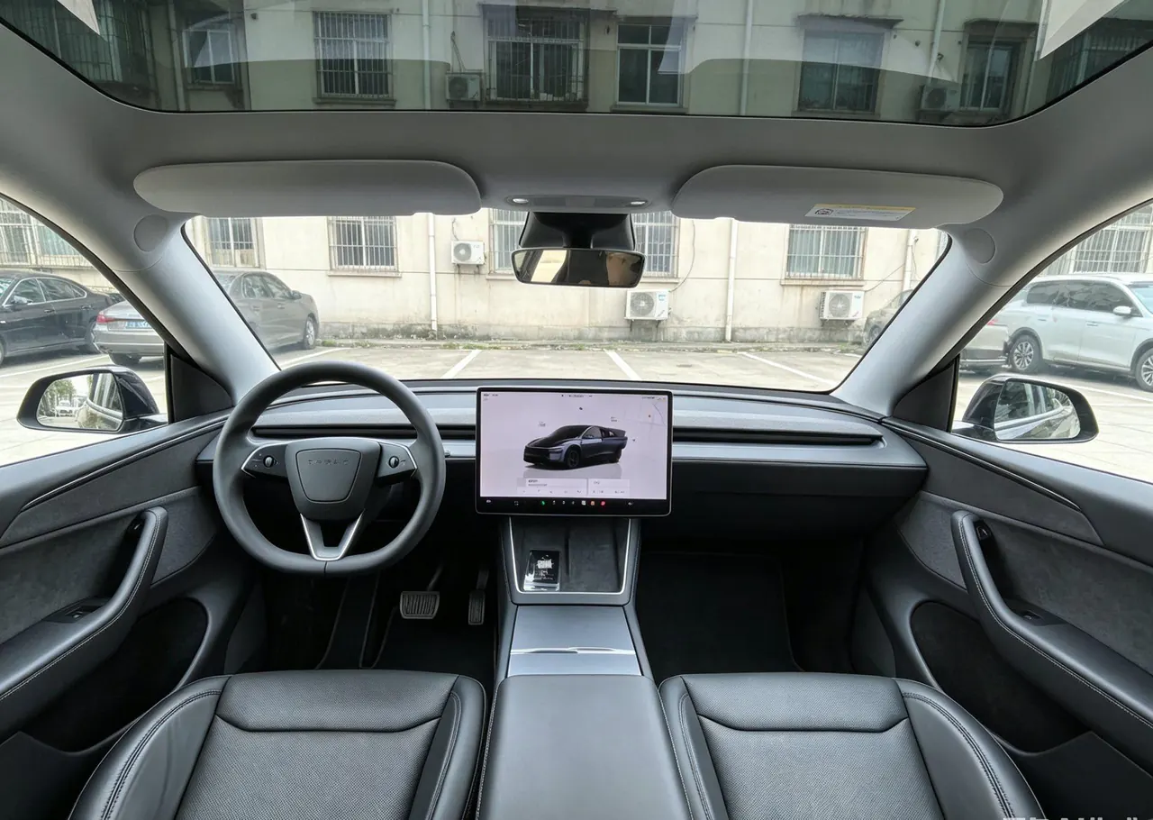 Tesla 2025 Model Y rear-wheel drive version automatic transmission 6