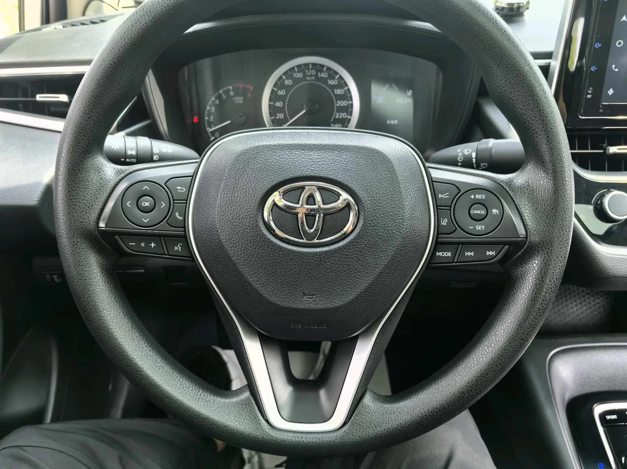 Toyota 2021 corolla 1.2T stepless elite PLUS version of automatic gear 10