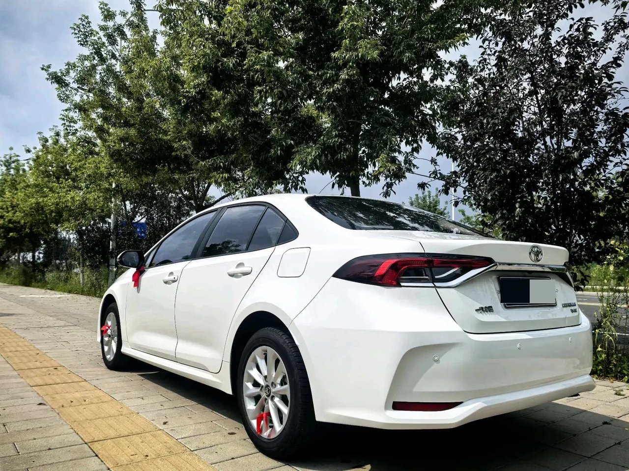 Toyota 2021 corolla 1.2T stepless elite PLUS version of automatic gear 3