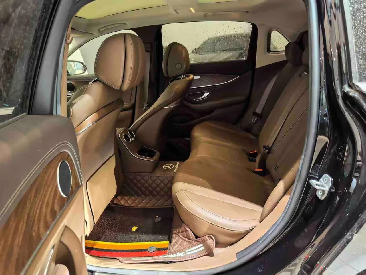Mercedes Benz E-Class 2023 E 260 L 2.0T (Modified) Automatic Gear 4