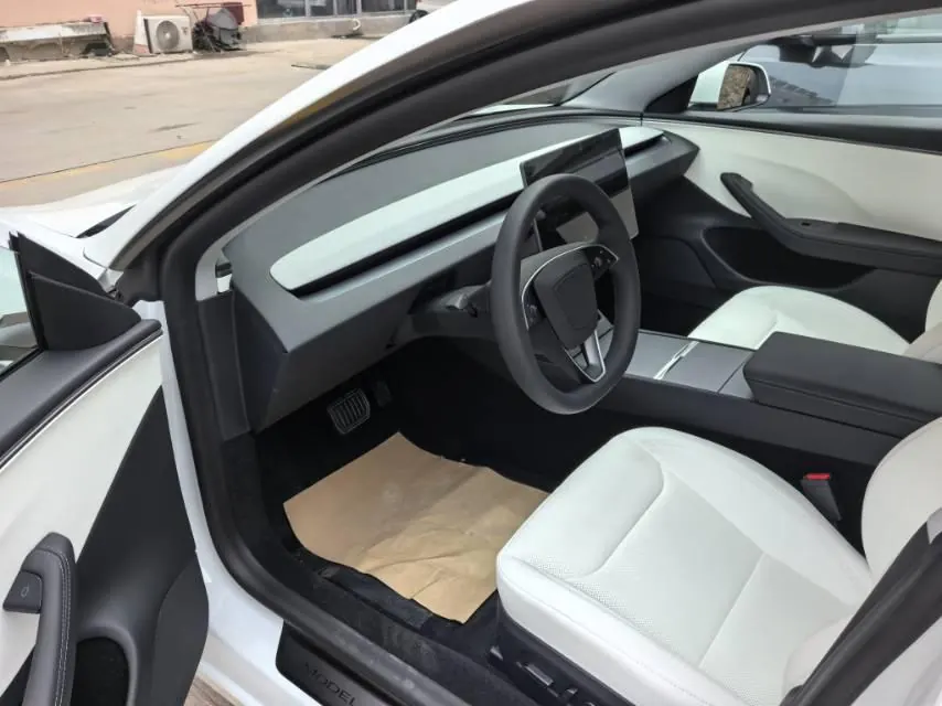 Tesla 2025 Model 3 Rear-Wheel-Drive Edition (facelift) Automatic Transmission 4