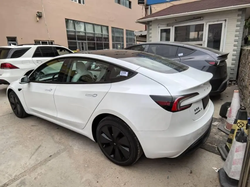 Tesla 2025 Model 3 Rear-Wheel-Drive Edition (facelift) Automatic Transmission 5
