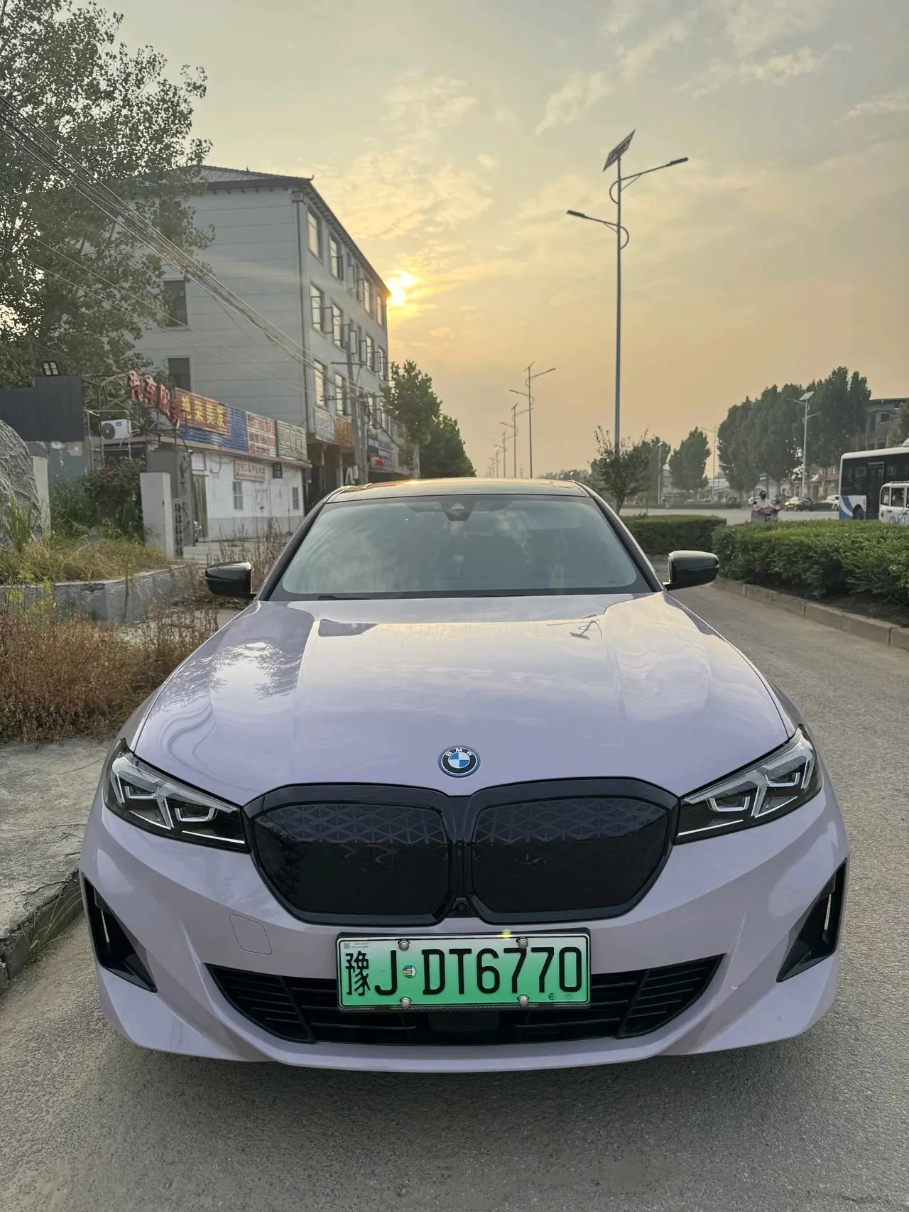 BMW 2026 i3 eDrive 35 L automatic gear 2