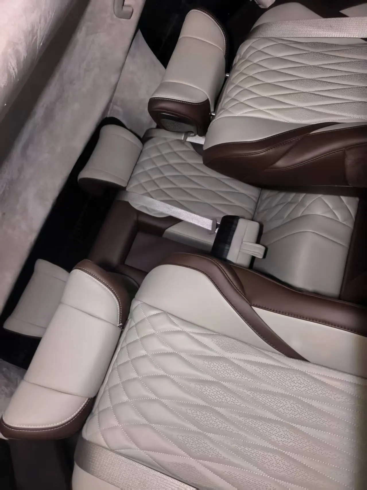 Volkswagen 2020 models of Wei ran (Viloran) 2.0TSI 330TSI business edition automatic gear 8