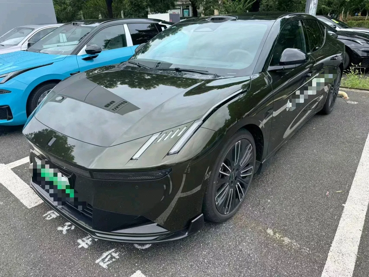 Open image lightbox: LYNK&CO 2025 LYNK&CO 10 EM-P 1.5T 240 Four-wheel Drive Ultra Sports Edition (Modified) Automatic Gear
