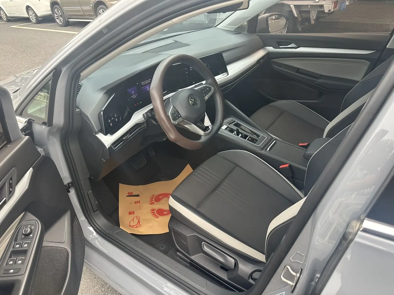 Volkswagen 2023 Golf 8 PRO 1.4TSI 280TSI Automatic 5