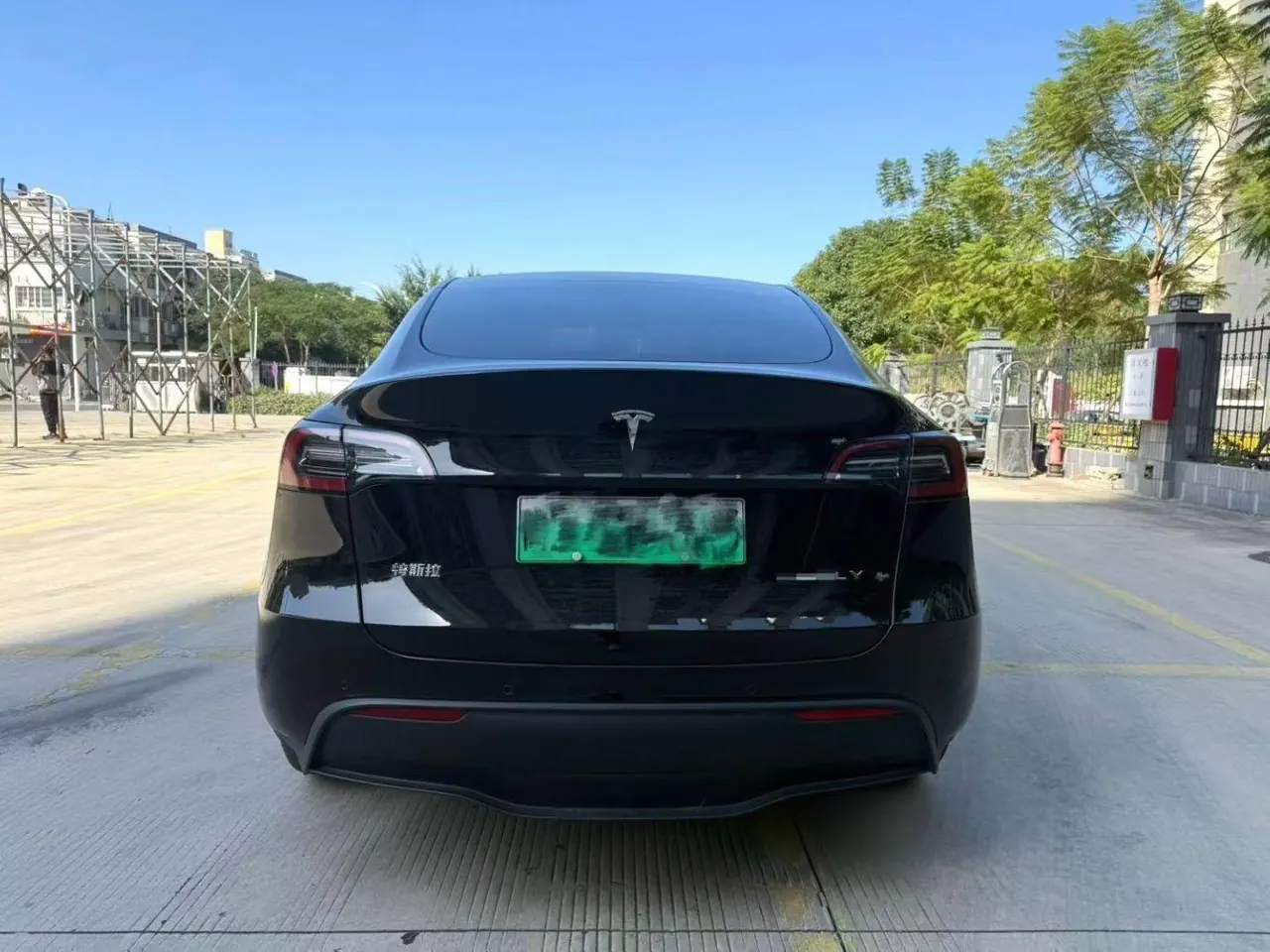 Tesla 2023 Model Y rear-wheel drive version automatic transmission 5