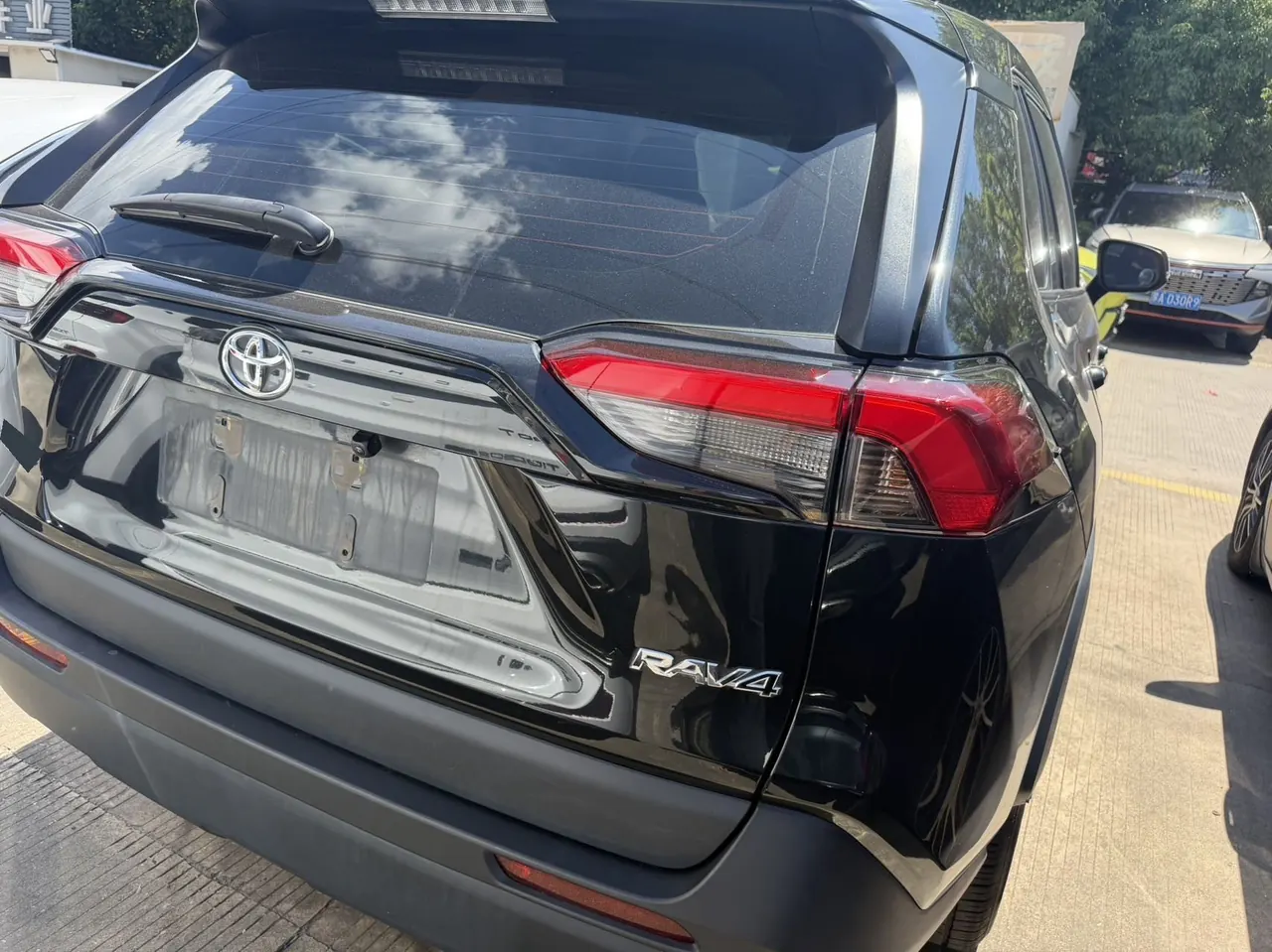 Toyota 2023 RAV4 Rongbo 2.0 Stepless Two-Drive City Edition Automatic Gear 3