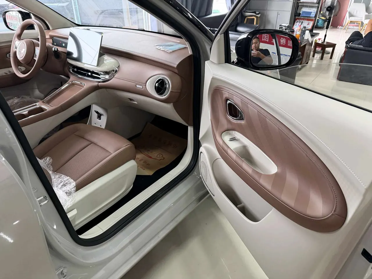 WuLing 2026 Plantronics Pro 403km Enjoy Automatic Gear 2