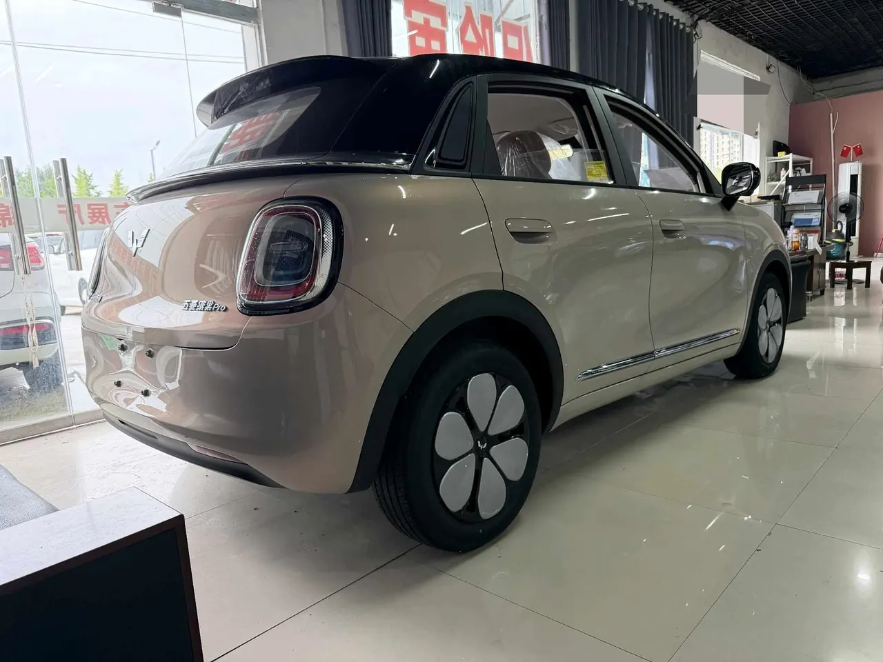 WuLing 2026 Plantronics Pro 403km Enjoy Automatic Gear 5