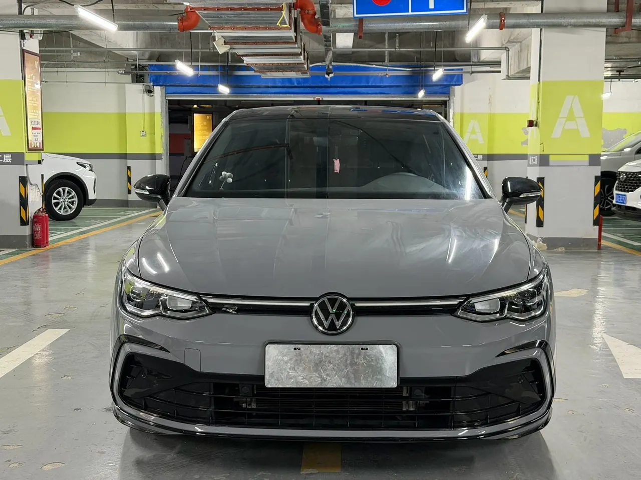 Volkswagen 2023 Golf 8 R-Line 1.4TSI 280TSI Automatic 2