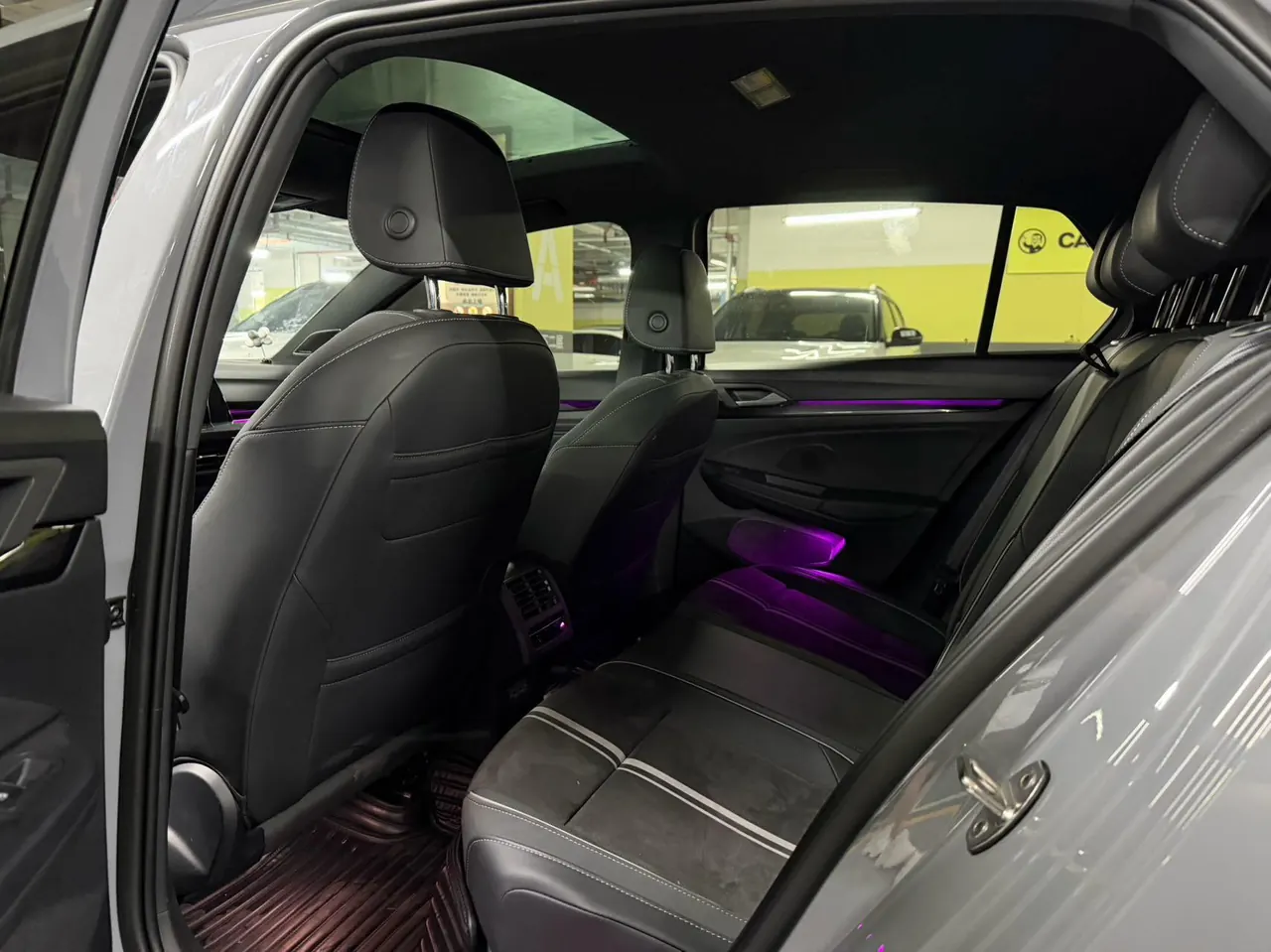 Volkswagen 2023 Golf 8 R-Line 1.4TSI 280TSI Automatic 8